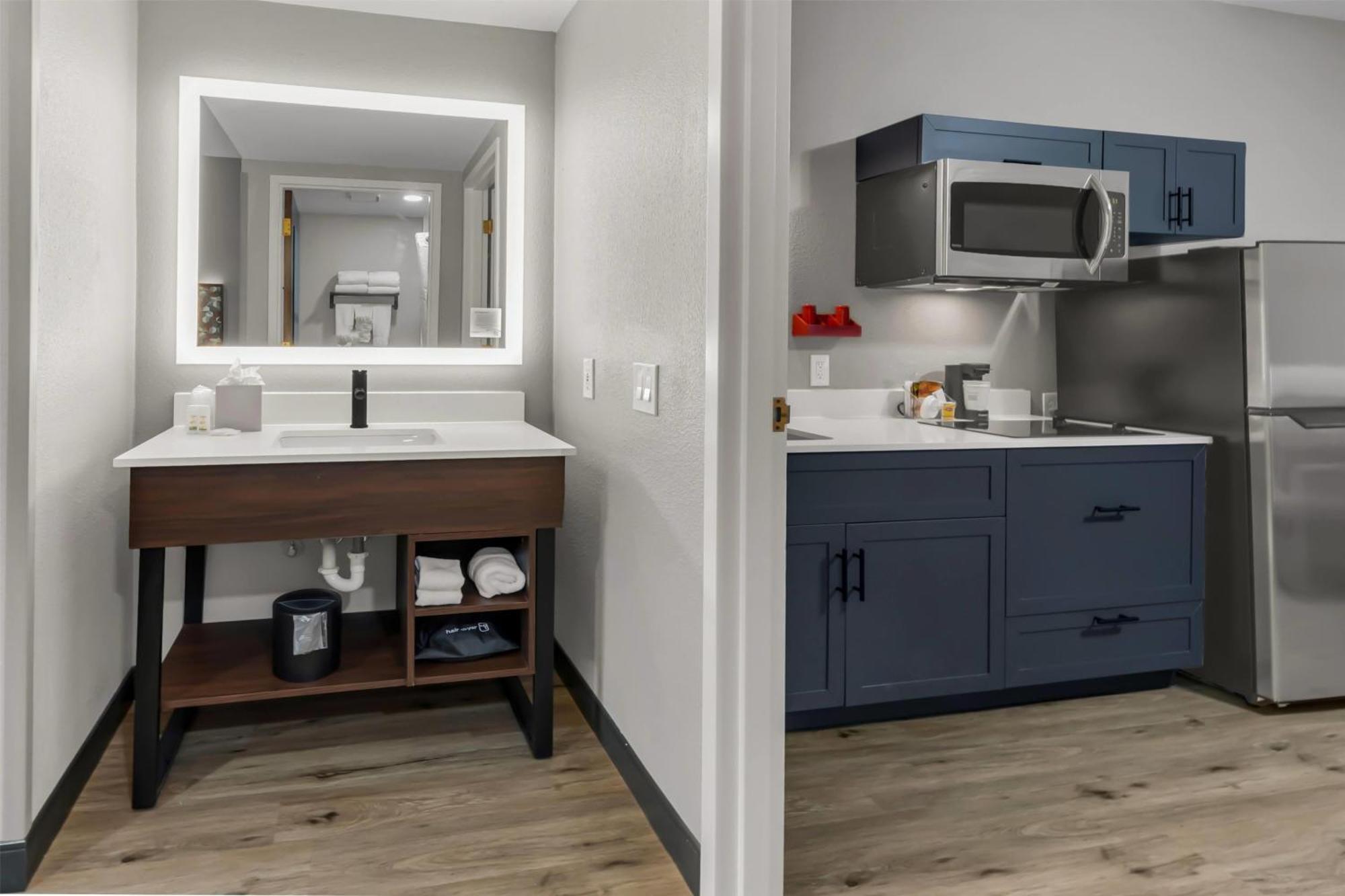 Hawthorn Extended Stay By Wyndham College Station Exterior photo